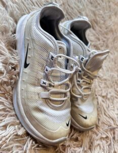 Nike Air Kids’ White Sneakers (Good Condition)