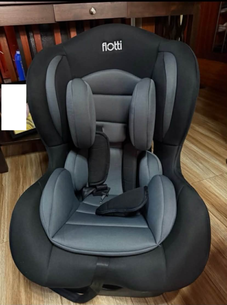 Flotti Car Seat – used for 3 years